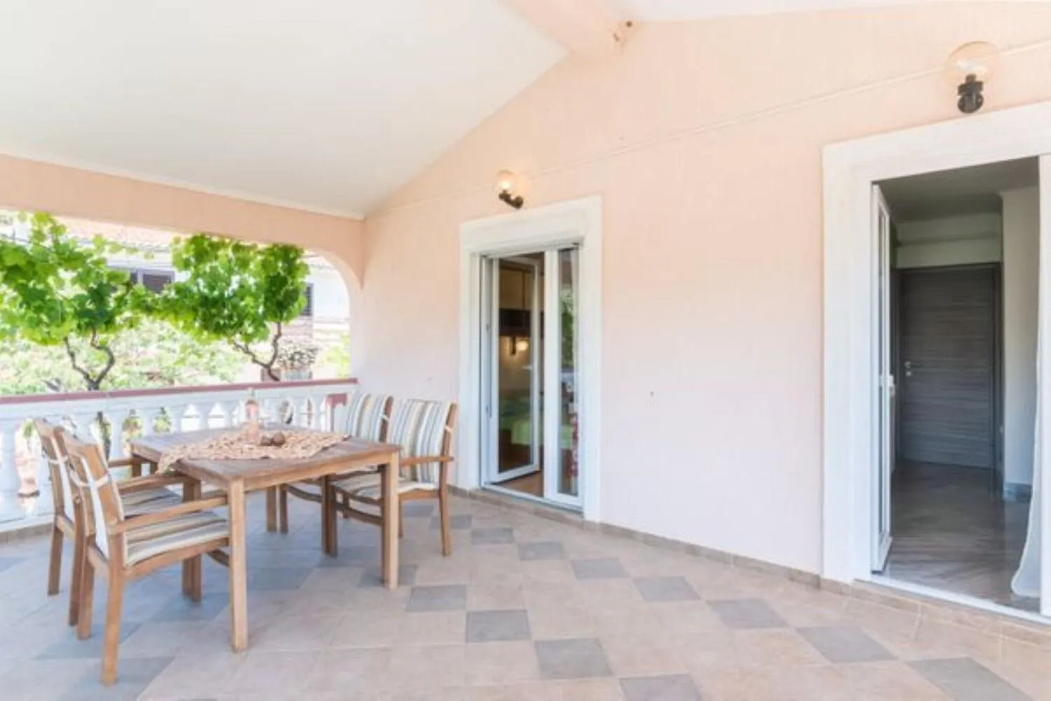 Apartments Barbara Supetarska Draga Croatia